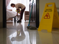 California promulga Ley de Acoso Sexual para trabajadores de limpieza